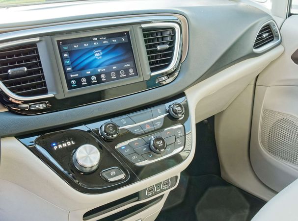 Chrysler Pacifica 214 kW image number 23