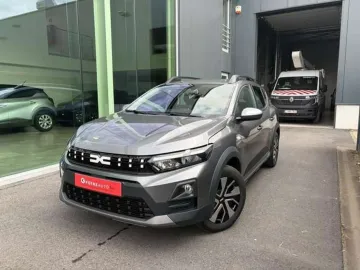 Car image 21
