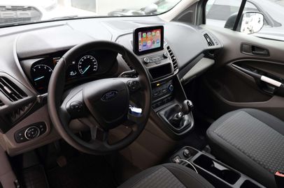 Car image 36