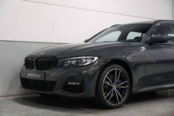 BMW 330e Touring M Sport xDrive 215 kW image number 26