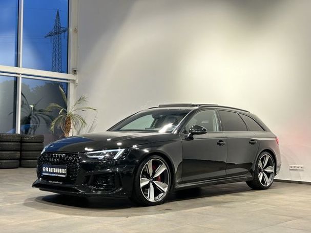 Audi RS4 331 kW image number 1