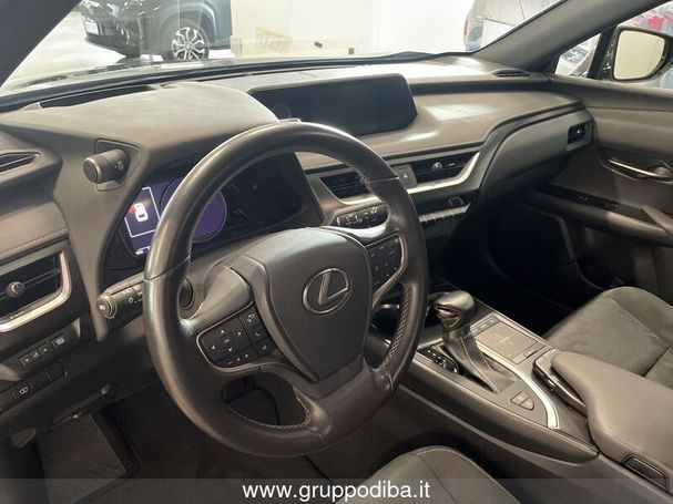 Lexus UX 250h 135 kW image number 12