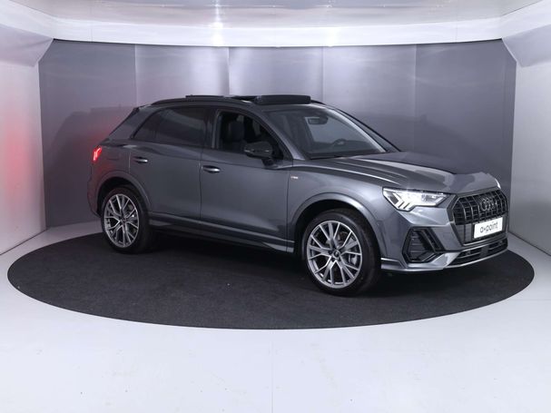 Audi Q3 45 TFSIe 180 kW image number 2