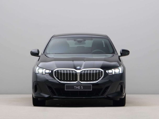 BMW 530 e 220 kW image number 6