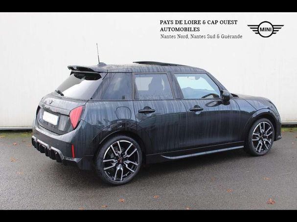 Mini Cooper S JCW DKG 152 kW image number 3