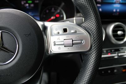 Car image 38