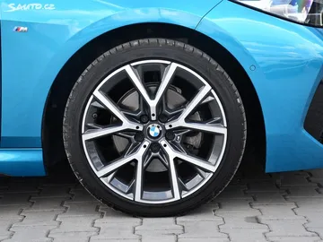 Car image 42