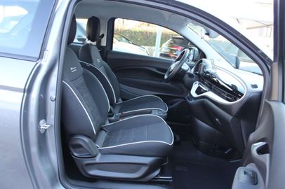 Car image 12