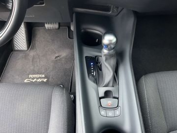 Car image 13