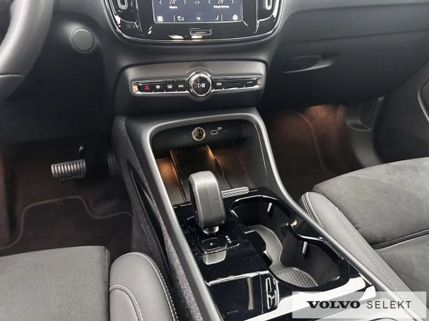 Volvo XC40 170 kW image number 14