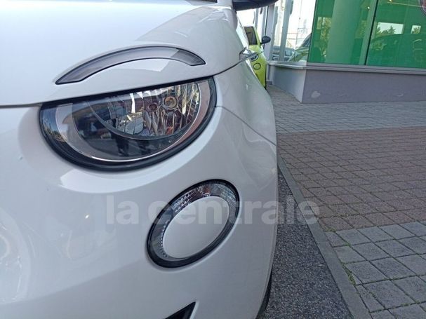 Fiat 500 e 70 kW image number 21