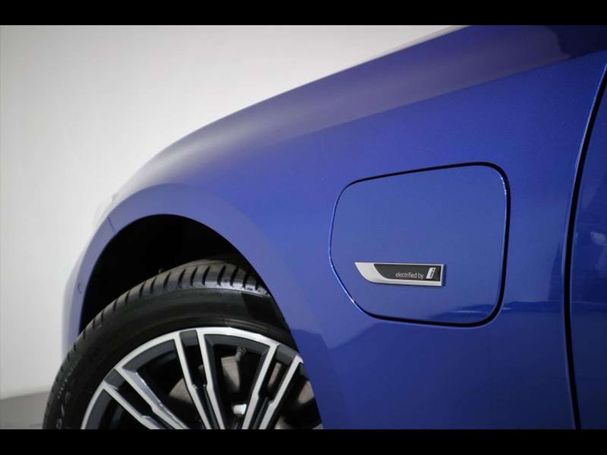 BMW 330e M Sport 215 kW image number 21