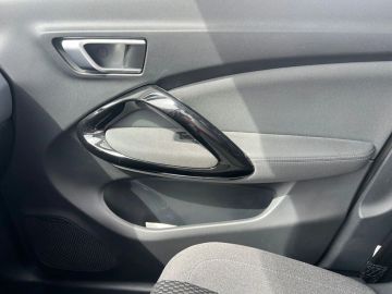 Car image 27