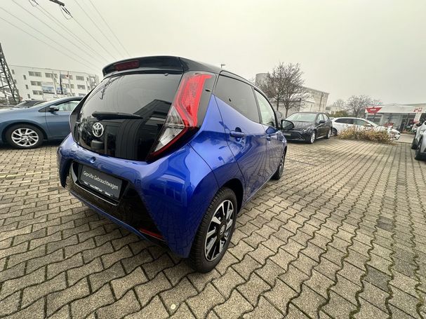 Toyota Aygo 53 kW image number 2