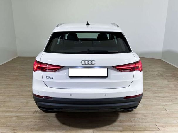 Audi Q3 35 TDI S tronic Business 110 kW image number 5