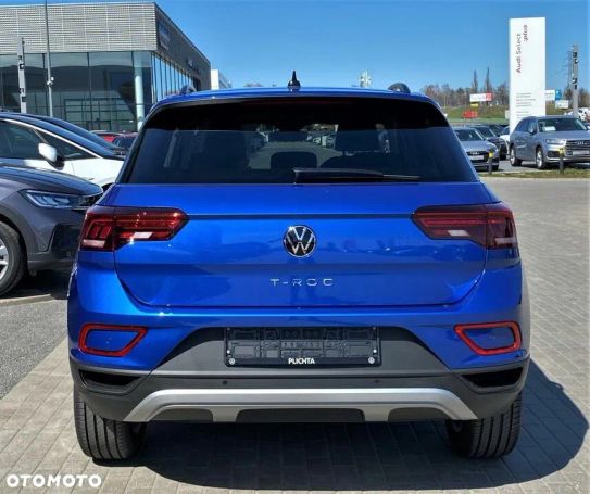 Volkswagen T-Roc 1.5 TSI DSG 110 kW image number 4