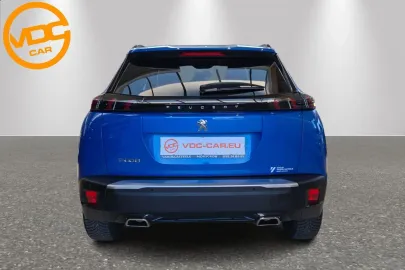 Car image 4