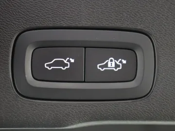 Car image 35
