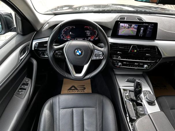 BMW 520i 135 kW image number 4