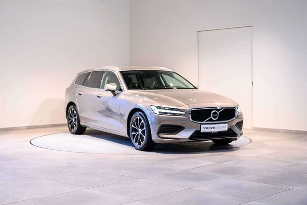 Volvo V60 D3 Momentum 110 kW image number 9