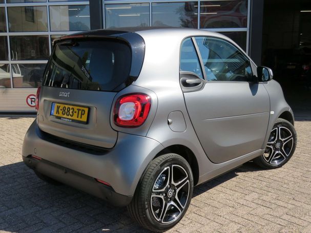 Smart ForTwo EQ 60 kW image number 2