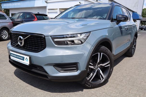 Volvo XC40 T3 Geartronic 120 kW image number 1