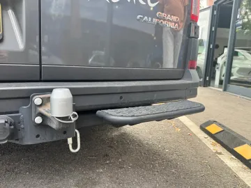 Car image 45