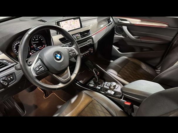 BMW X1 sDrive18i xLine 101 kW image number 4