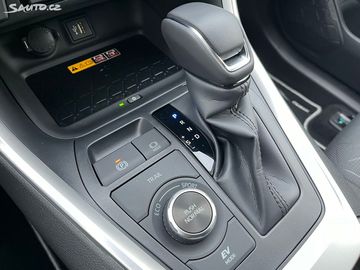 Car image 21