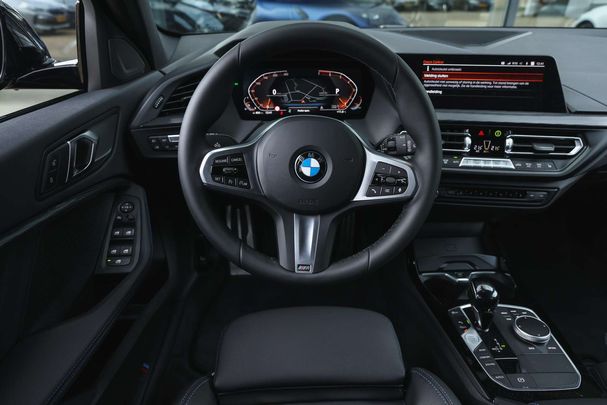 BMW 118i M Sport 100 kW image number 3