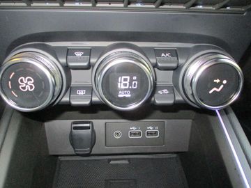 Car image 36