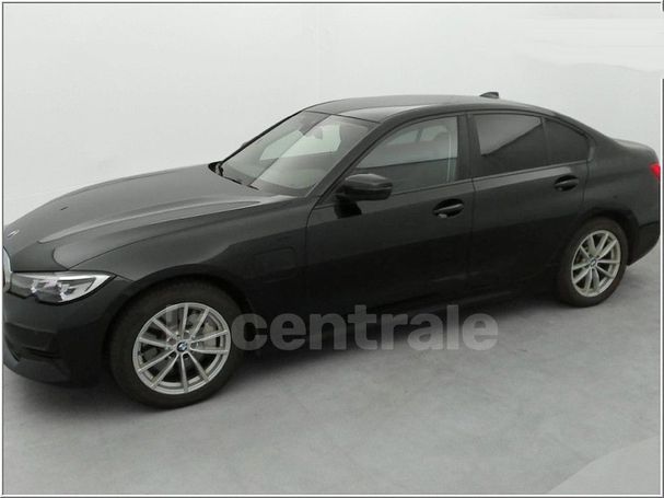 BMW 330 185 kW image number 1