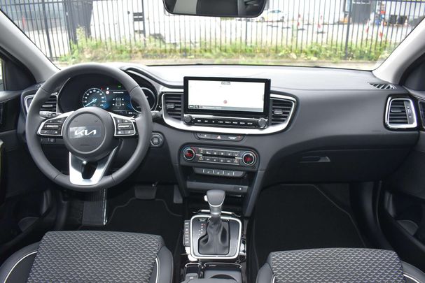 Kia Ceed 1.5 T-GDI Line 118 kW image number 25