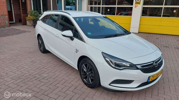 Opel Astra Sports Tourer 1.6 CDTi 120 Jaar Edition 81 kW image number 1