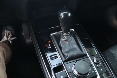 Car image 28