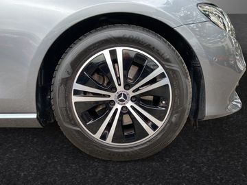 Car image 35