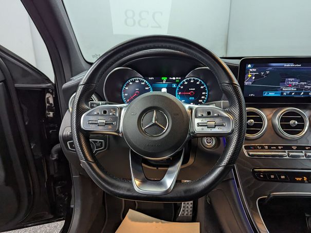 Mercedes-Benz GLC 300 de 225 kW image number 22