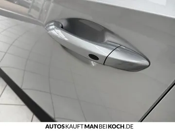 Car image 35