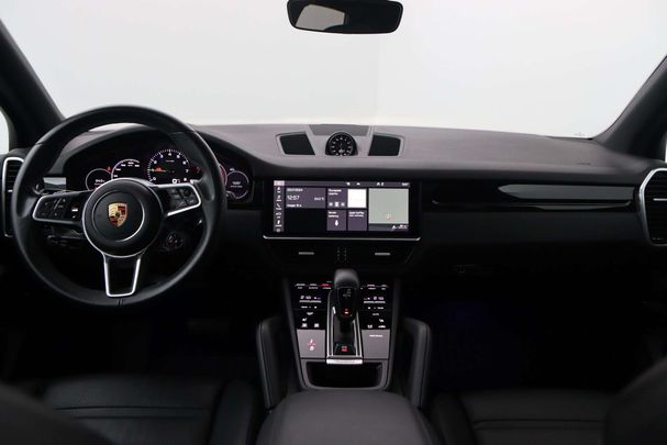 Porsche Cayenne E-Hybrid 340 kW image number 17