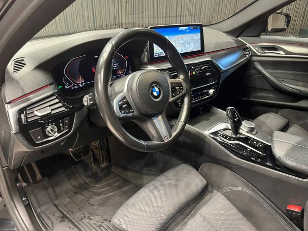 BMW 520d xDrive 140 kW image number 4