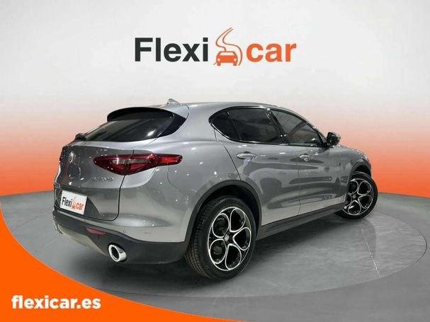 Alfa Romeo Stelvio 2.2 Q4 154 kW image number 9