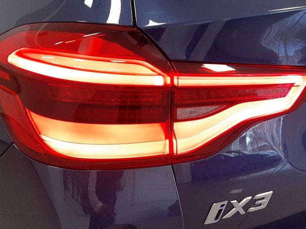 BMW iX3 210 kW image number 11