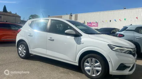 Car image 4