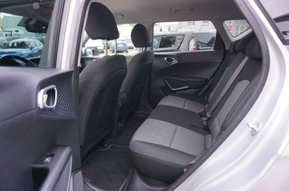 Car image 25