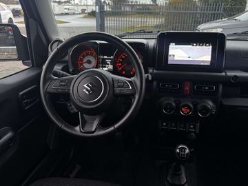 Car image 11