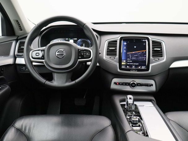 Volvo XC90 T8 AWD Momentum 287 kW image number 4