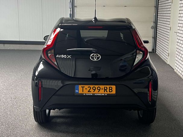 Toyota Aygo X 1.0 VVT-i 53 kW image number 6