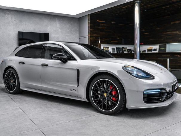 Porsche Panamera GTS Sport Turismo 338 kW image number 3