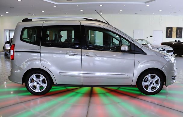 Ford Tourneo Courier 74 kW image number 6