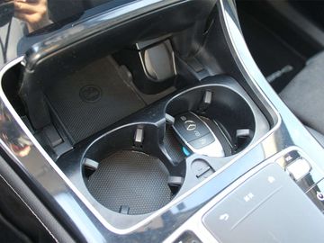 Car image 39